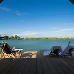 Nabi Glamping & 3* Castel Volturno