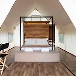 Luksustelt Nabi Glamping & 3*