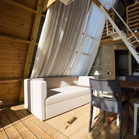 Luxuszelt Nabi Glamping & Castel Volturno