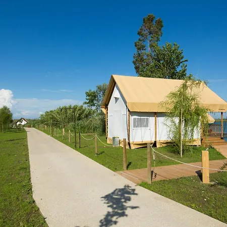 Nabi Glamping & 3* Castel Volturno