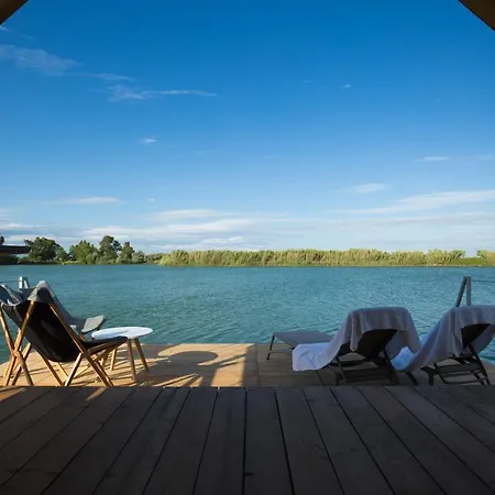 Nabi Glamping & 3* Castel Volturno