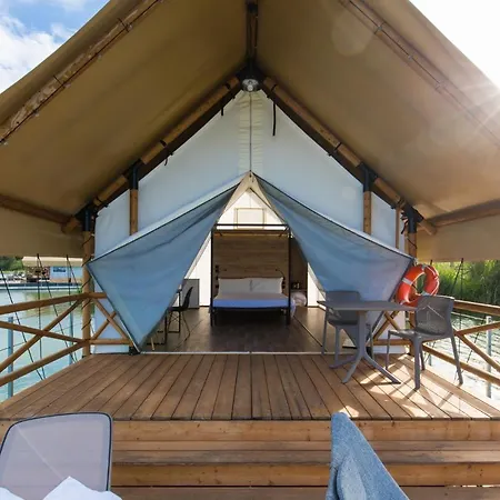 Nabi Glamping & Luxuszelt Castel Volturno