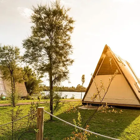 Luxussátor Nabi Glamping & 3*