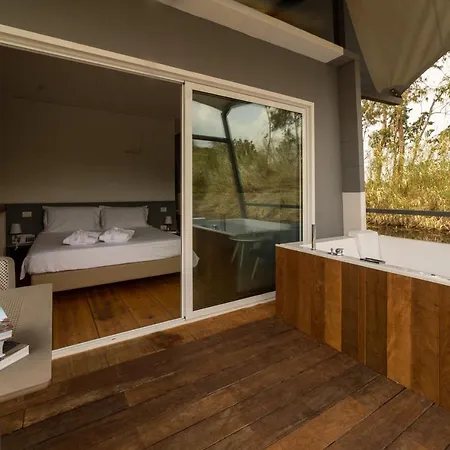 Luxury tent Nabi Glamping & Castel Volturno