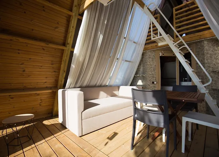 خيمة فخمة Nabi Glamping & كاستيل فولتورنو