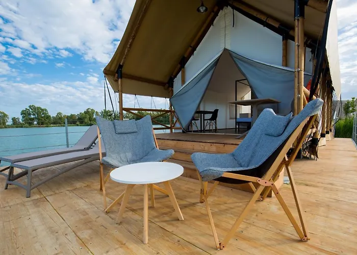 خيمة فخمة Nabi Glamping & كاستيل فولتورنو