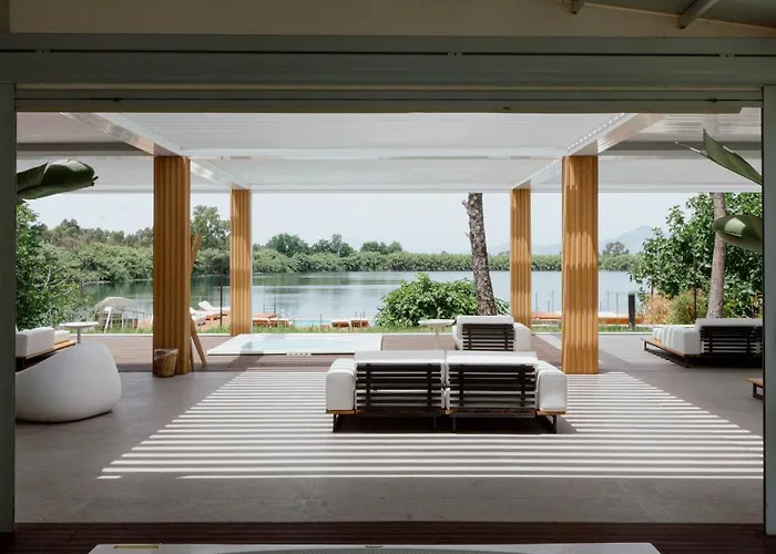 Nabi Glamping & 3* كاستيل فولتورنو