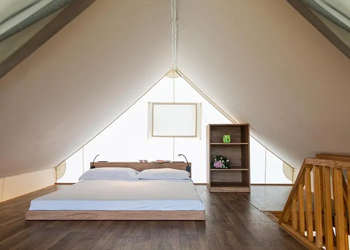 Nabi Glamping & خيمة فخمة 3*