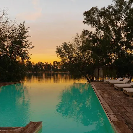 Luksusowy namiot Nabi Glamping & Castel Volturno